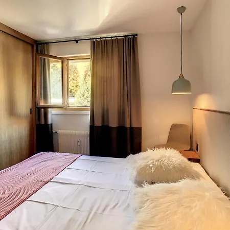Apartment Pre 12